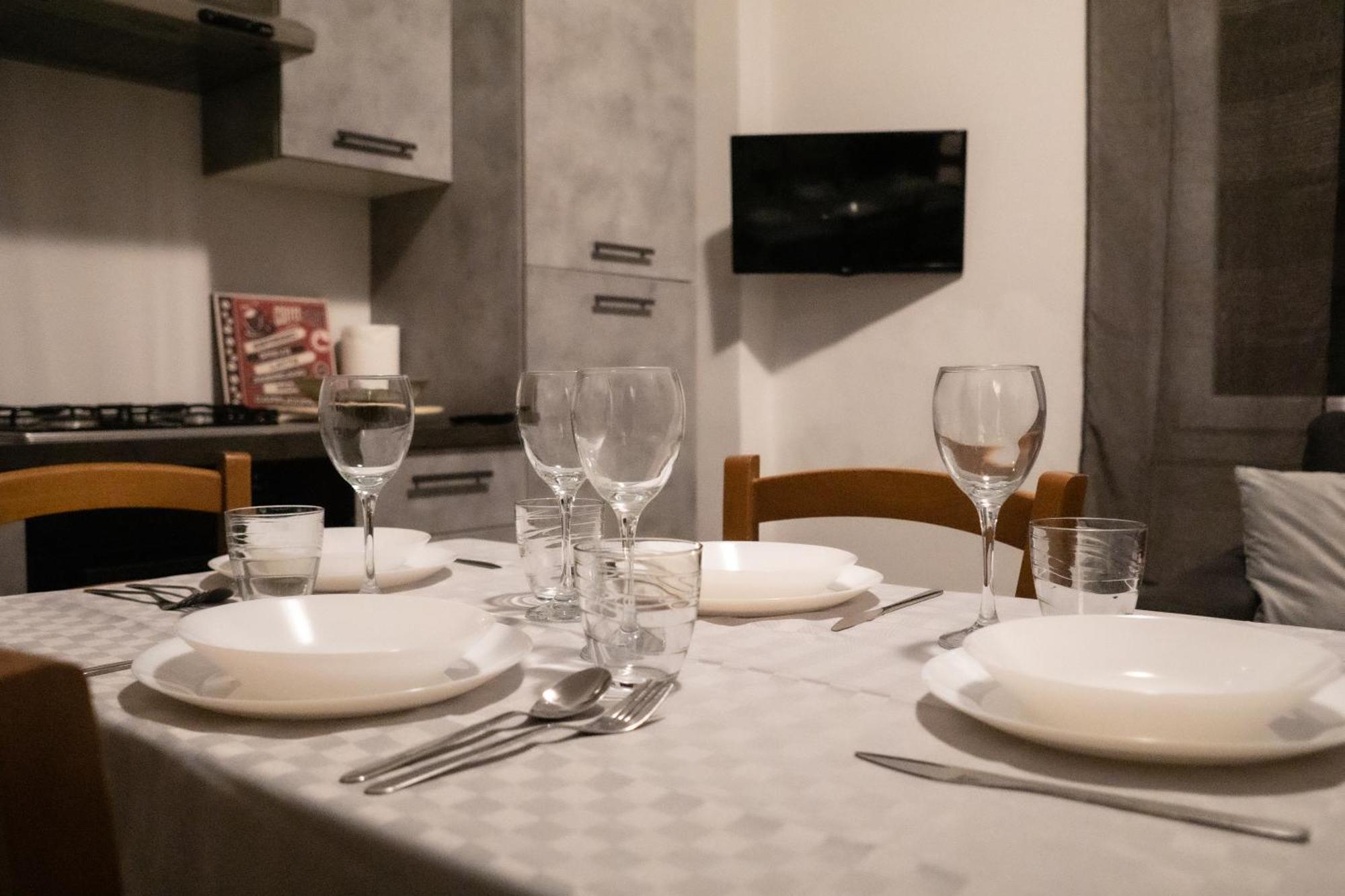 Bilocale Vicino Al Centro Di Verona - Ristrutturato Di Recente! Apartment ภายนอก รูปภาพ